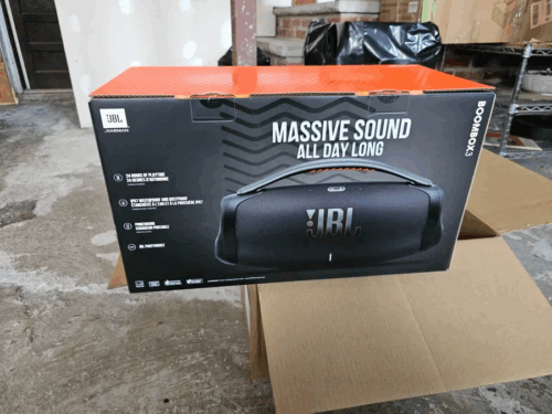 🎶 ¡La Fiesta No Para con la JBL Boombox 3! 🔊💥 photo review
